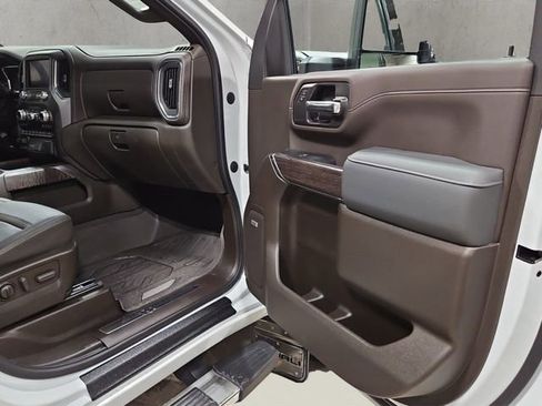 Used 2023 GMC Sierra 2500 Denali w/ Technology Package AWD/4WD image 20