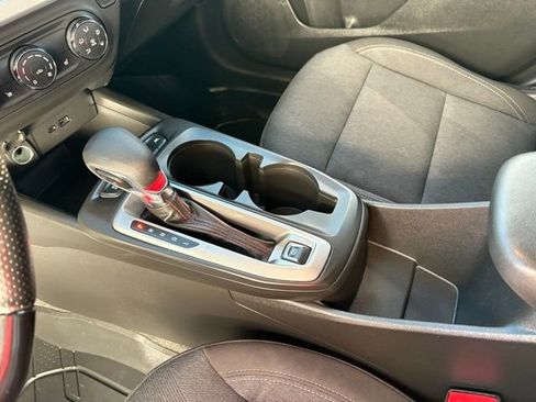 Used 2024 Chevrolet Trax RS w/ Driver Confidence Package image 21