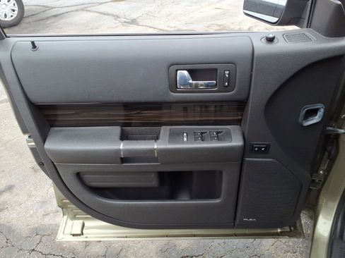 Used 2014 Ford Flex SEL w/ Equipment Group 202A image 16