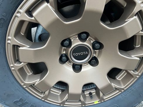 New 2025 Toyota Tacoma 4x4 Double Cab Hybrid image 20
