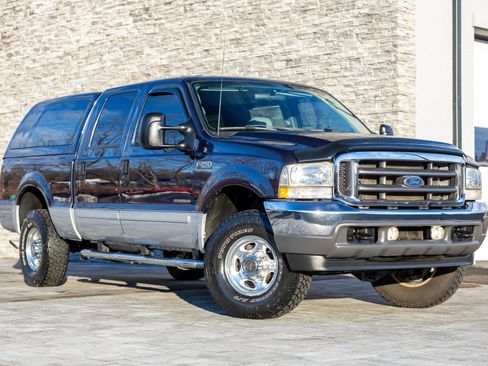 Used 2002 Ford F250 XL image 1