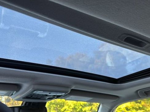 Used 2022 Toyota 4Runner Limited image 4