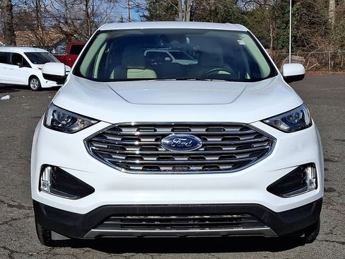 Used 2022 Ford Edge SEL w/ Convenience Package image 2