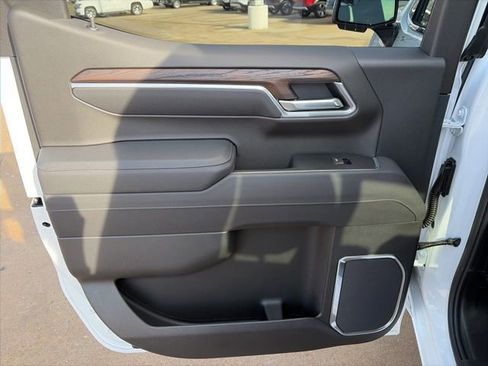 New 2026 GMC Sierra 1500 SLT w/ SLT Convenience Package image 34