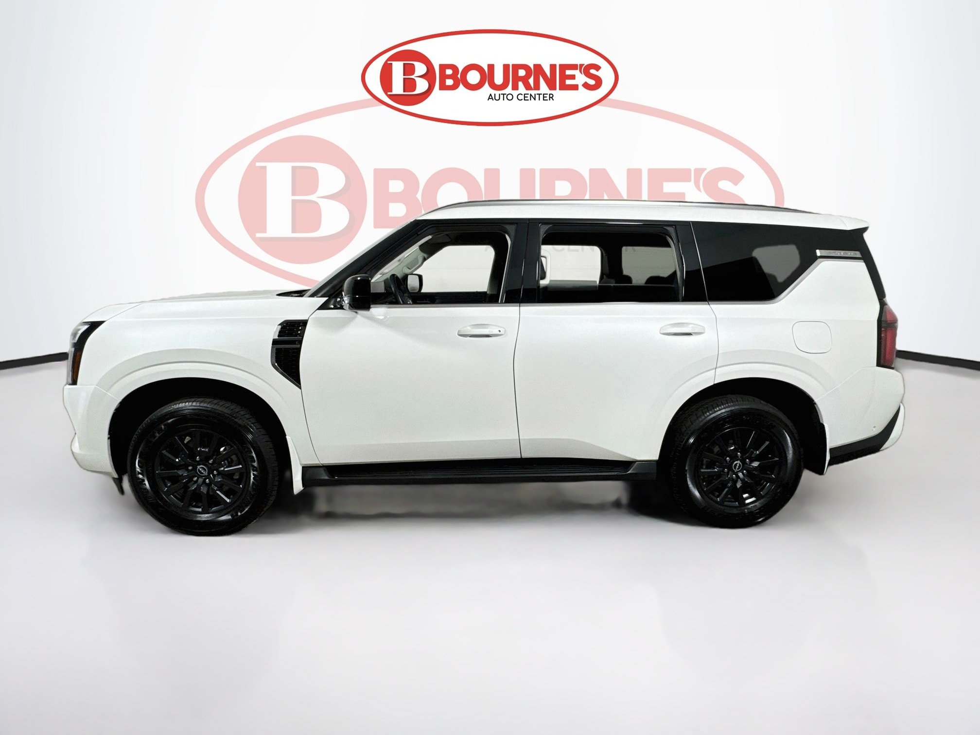 Used 2025 Nissan Armada SV AWD/4WD image 6