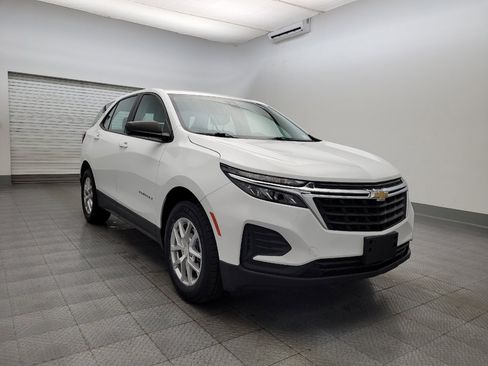 Used 2022 Chevrolet Equinox LS image 13