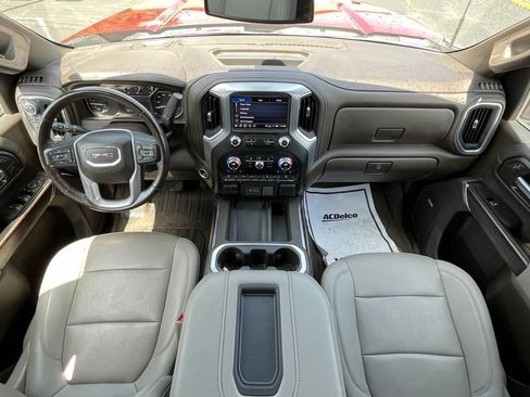 Certified 2022 GMC Sierra 2500 SLT w/ SLT Preferred Package AWD/4WD image 10