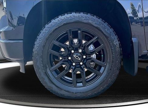 Used 2023 Chevrolet Silverado 1500 RST AWD/4WD image 33