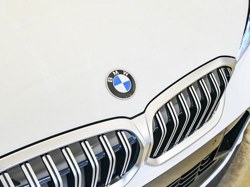 New 2026 BMW 330i xDrive Sedan w/ M Sport Package image 8