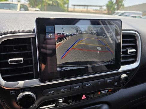 New 2025 Hyundai Venue SEL image 26