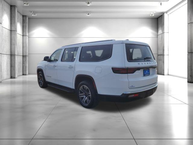Used 2024 Jeep Wagoneer L Series II w/ Flexible Seating Group AWD/4WD image 9