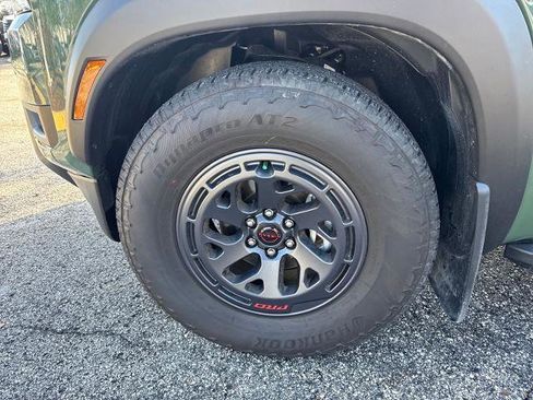 Certified 2025 Nissan Frontier Pro-X image 11