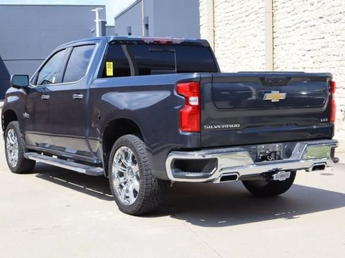 Used 2021 Chevrolet Silverado 1500 LTZ w/ Technology Package AWD/4WD image 3