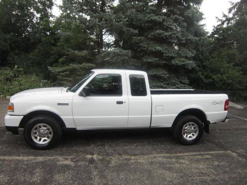 Used 2011 Ford Ranger XLT AWD/4WD image 2