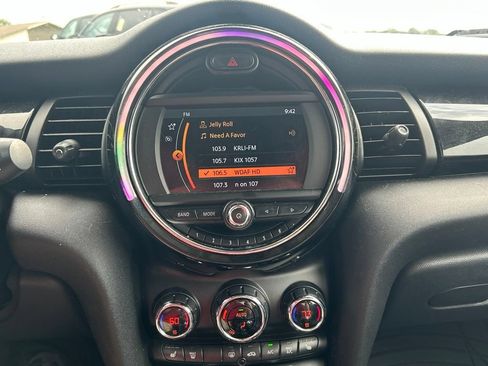 Used 2019 MINI Cooper 4-Door Hardtop FWD image 14
