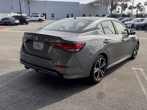 Certified 2022 Nissan Sentra SR w/ SR Premium Package image 8