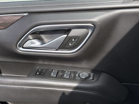 Used 2024 Chevrolet Tahoe LT RWD image 15