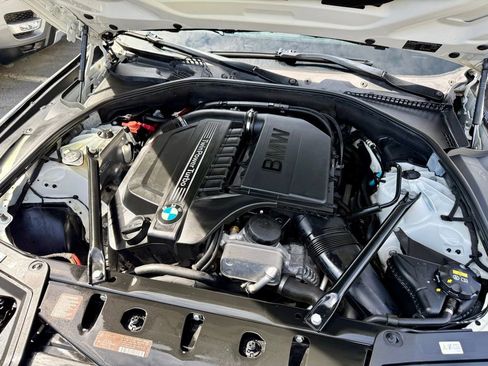 Used 2015 BMW 535i Sedan RWD image 6