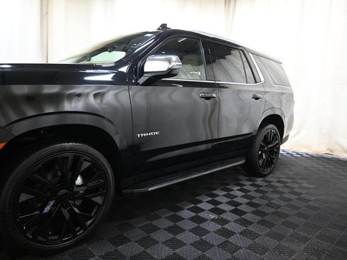 Used 2021 Chevrolet Tahoe Premier w/ Premium Package AWD/4WD image 11
