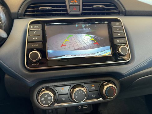 Used 2025 Nissan Versa SV FWD image 17