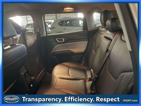 Used 2022 Jeep Compass Latitude AWD/4WD image 12
