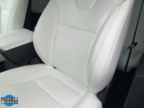 Used 2018 Tesla Model X 75D image 17