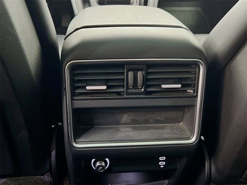 Certified 2023 Porsche Cayenne Coupe image 26