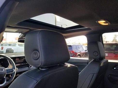 New 2026 GMC Canyon Elevation w/ Convenience Package image 13