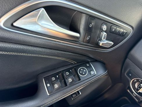 Used 2018 Mercedes-Benz CLA 250 4MATIC image 39