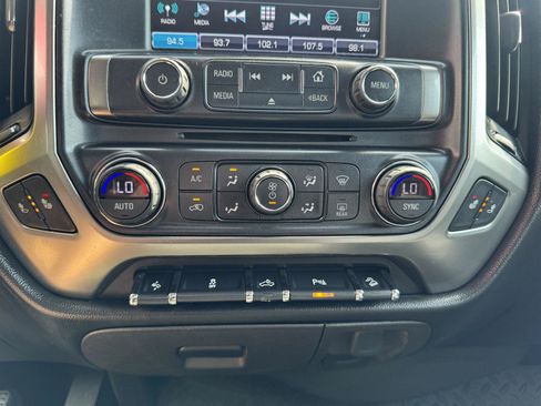 Used 2017 Chevrolet Silverado 1500 LT w/ All Star Edition AWD/4WD image 22