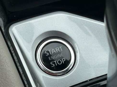 Used 2024 Nissan Altima 2.5 SV FWD image 22