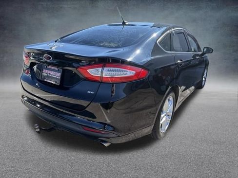 Used 2016 Ford Fusion SE FWD image 7