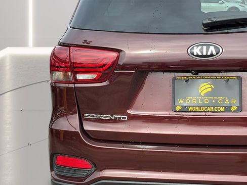 Used 2020 Kia Sorento LX FWD image 30