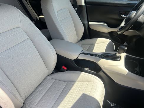 Certified 2026 Honda HR-V LX image 12