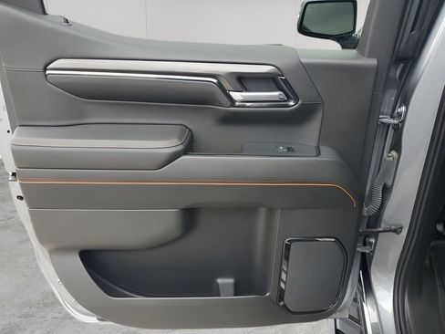 Used 2024 GMC Sierra 1500 AT4 w/ AT4 Premium Package image 17