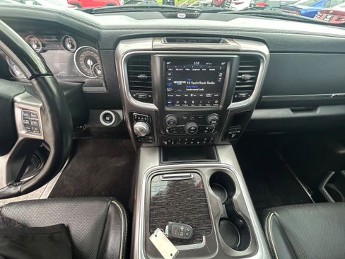 Used 2018 RAM 1500 Limited AWD/4WD image 8