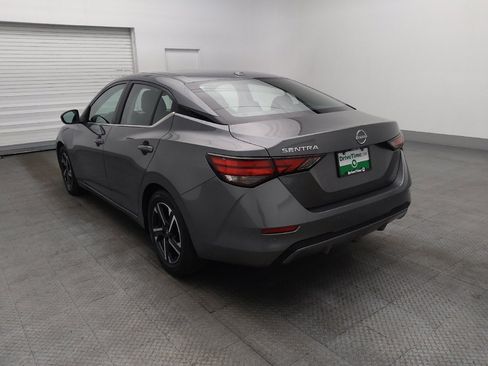 Used 2025 Nissan Sentra SV image 5