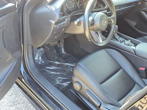 Used 2025 MAZDA MAZDA3 s FWD image 15