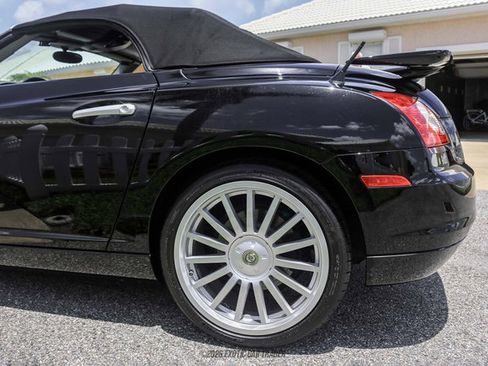 Used 2005 Chrysler Crossfire SRT-6 RWD image 55