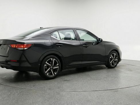 Used 2025 Nissan Sentra SV FWD image 9