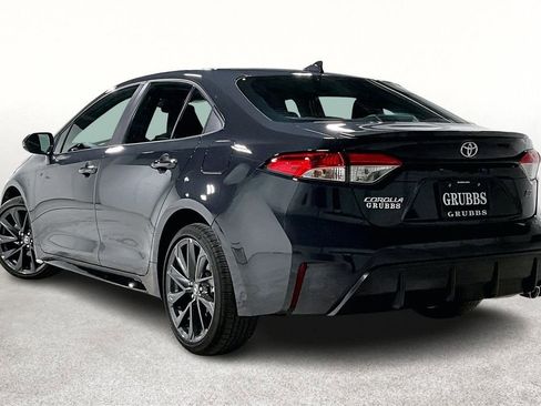 Used 2025 Toyota Corolla SE image 14