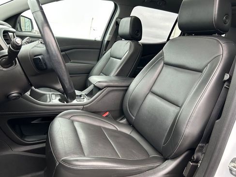 Used 2021 GMC Acadia SLT w/ Elevation Edition image 23