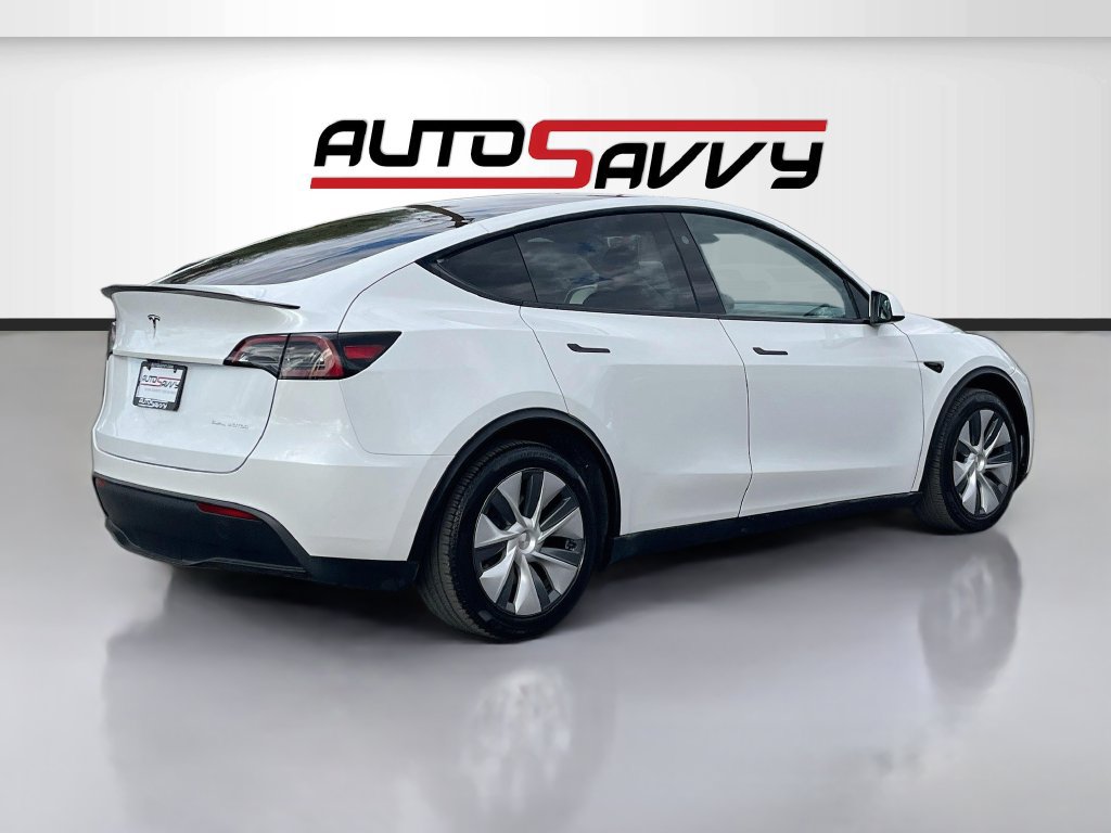 Used 2025 Tesla Model Y Long Range AWD/4WD image 7