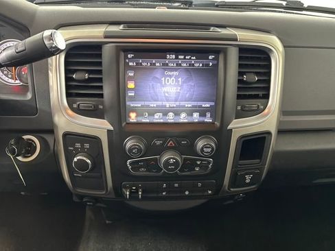 Used 2015 RAM 2500 Big Horn image 21