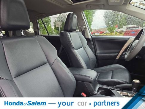 Used 2014 Toyota RAV4 Limited w/ Technology Package AWD/4WD image 14