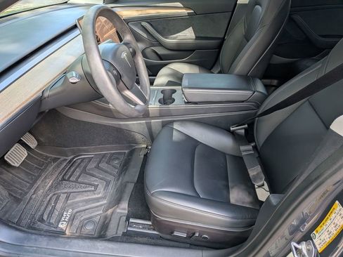 Used 2022 Tesla Model 3 Long Range AWD/4WD image 13