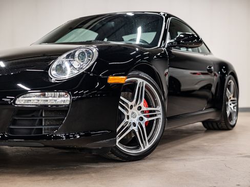 Used 2011 Porsche 911 Carrera S image 22