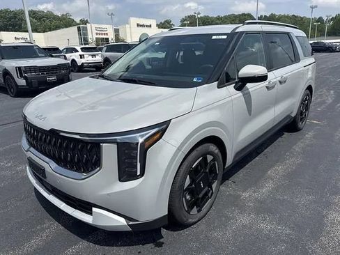 New 2026 Kia Carnival EX FWD image 3