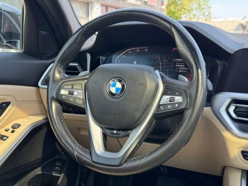 Used 2020 BMW 330i xDrive Sedan w/ Premium Package AWD/4WD image 45