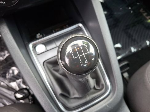 Used 2016 Volkswagen Jetta SE image 14